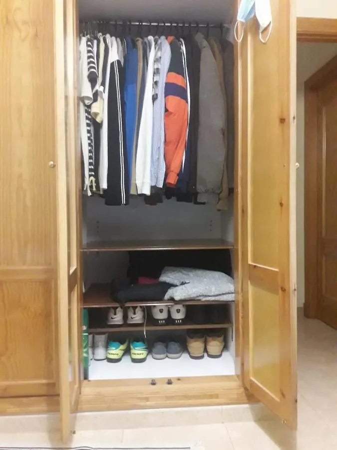 •{ Habitacion En Coin A 30Km De La Playa • Spain